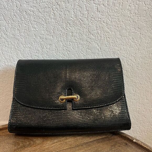 Gucci Vintage Black Embossed Leather Fold-Over Clutch Bag Purse Women's - Picture 1 of 9